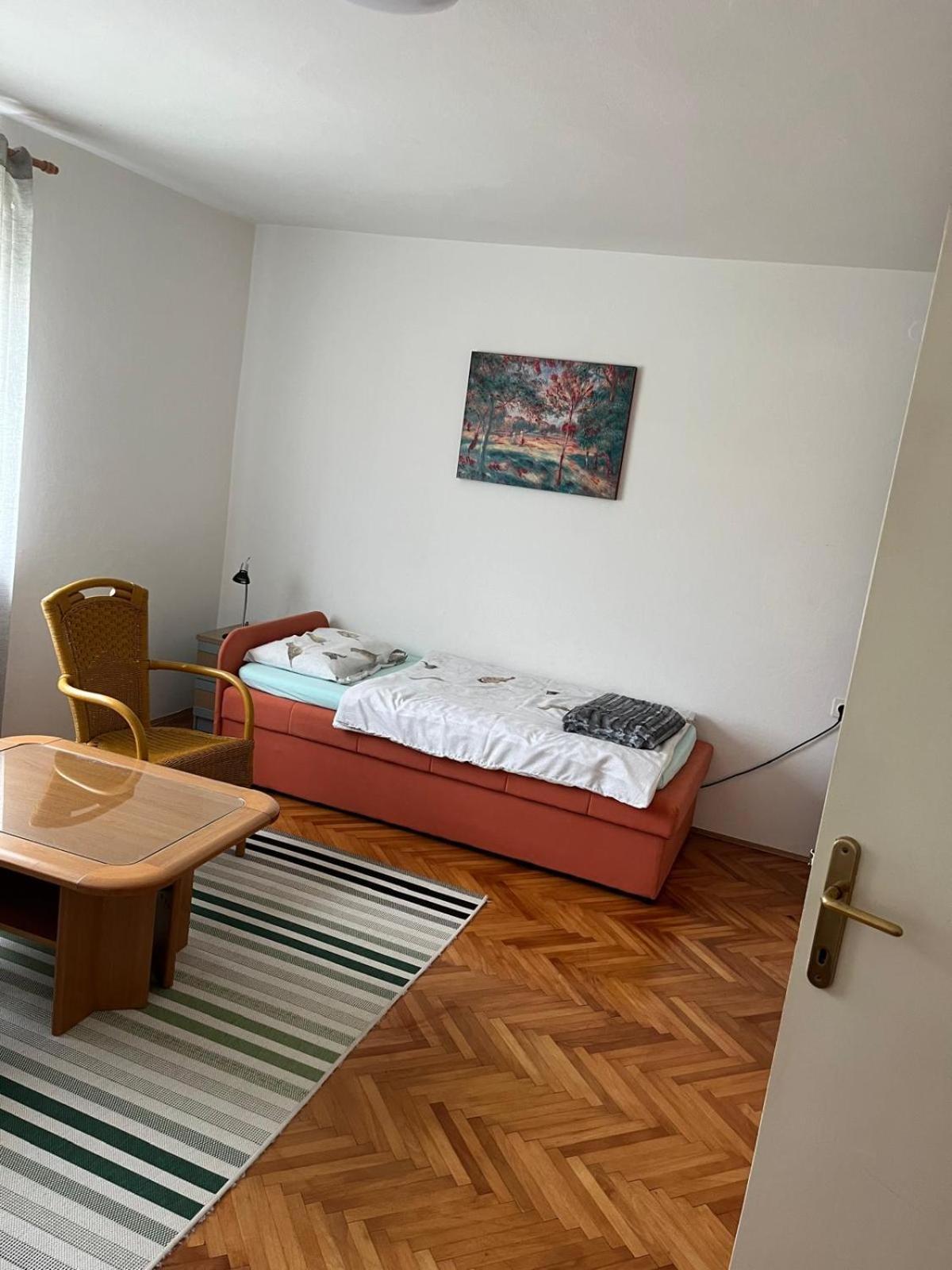 Apartman Ivka Gospić Екстериор снимка